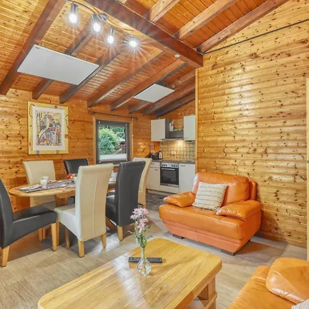 Casa de Férias Stunning In With Sauna